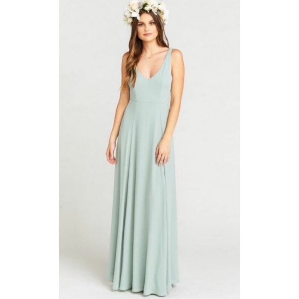 Show Me Your Mumu Jenn Maxi Dress in Silver Sage. Size M
